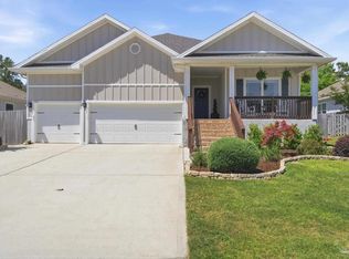 1567 Amaya Ln, Gulf Breeze, FL 32563
