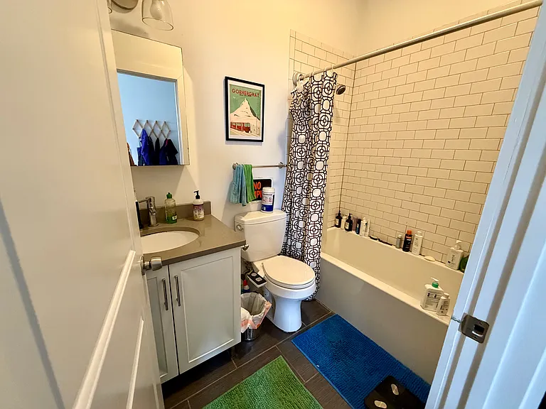 378 Windsor St #2 — Photo 8