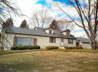 68 New Hampton Rd, Washington, NJ 07882