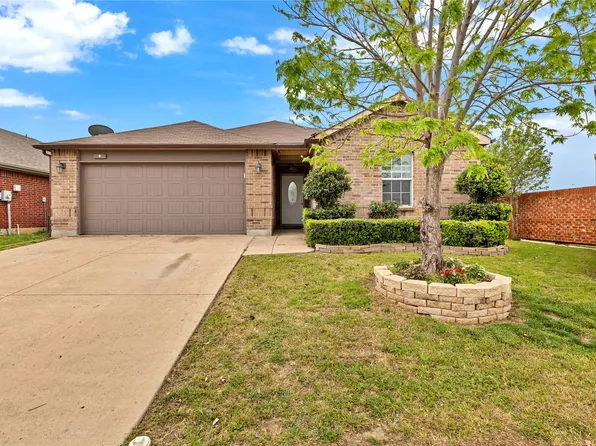 3200 Crofton Dr, Fort Worth, TX 76137