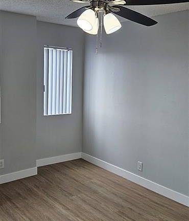 5th image of 13920 Chadron Ave APT 17