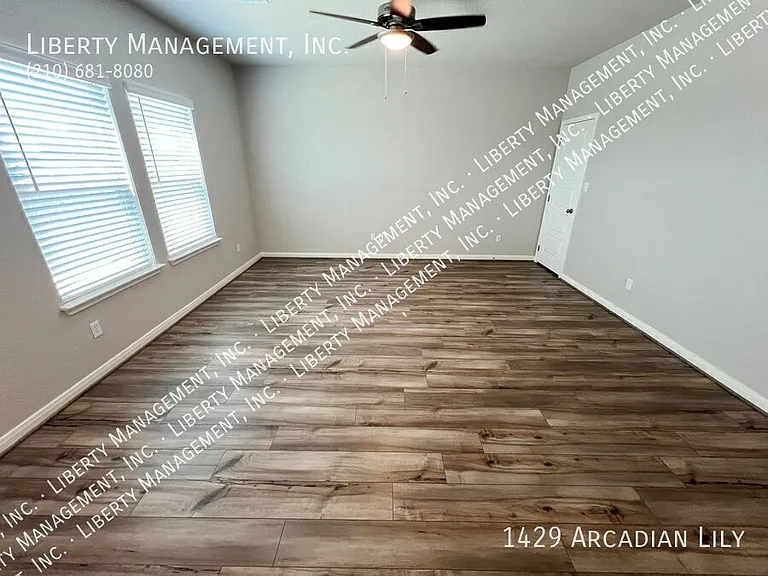 1429 Arcadian Lily — Photo 9