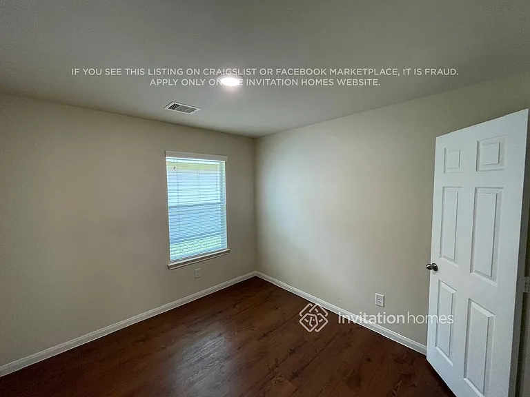18822 N Lyford Dr — Photo 9