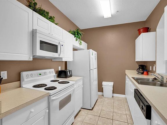 2nd image of 2307 Silver Palm Dr APT 102
