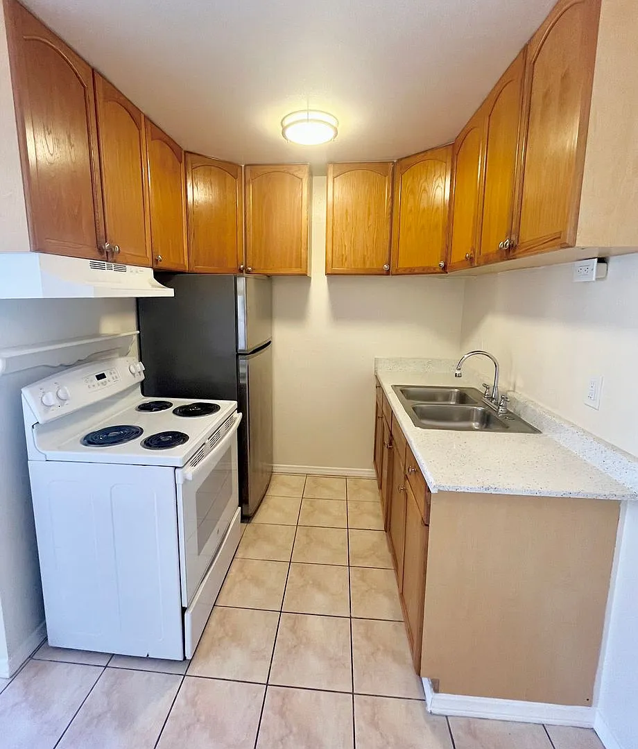 Available Now! Spacious Apartment in Quiet Area of National City — Photo 3