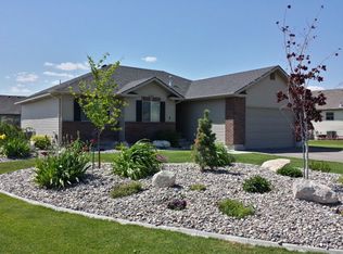 7 N Birch Cir, Rigby, ID 83442