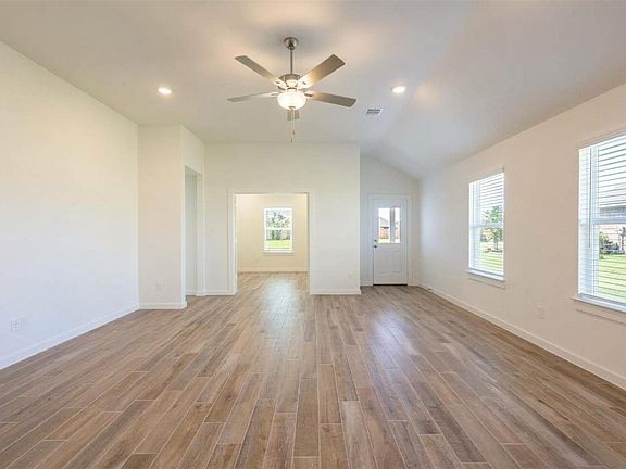 5th image of 8331 Amethyst Valley Ln