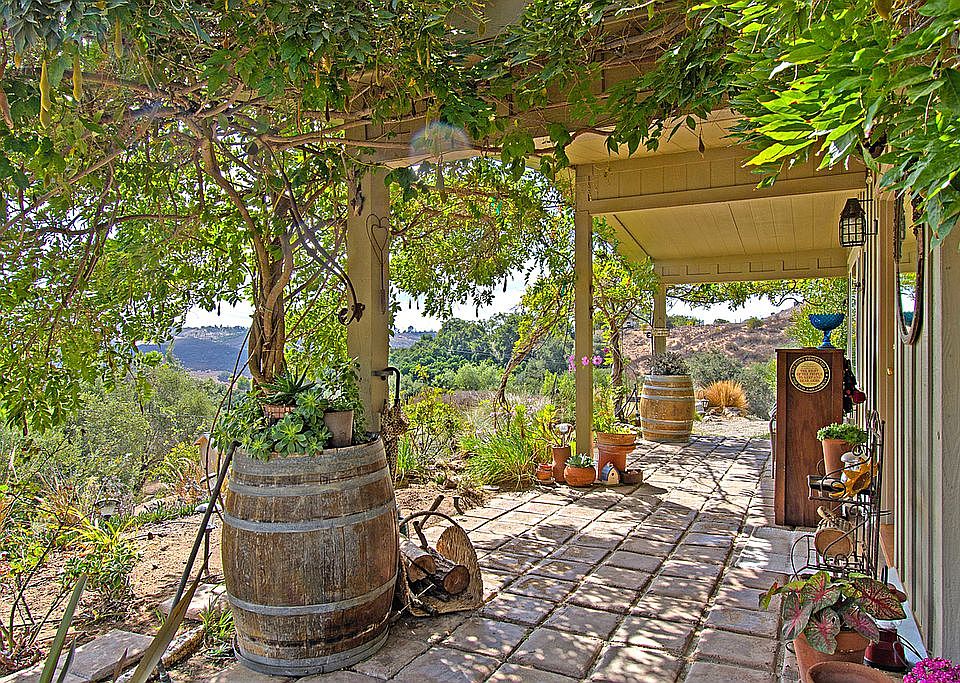 1st image of 11236 Calle Oro Verde