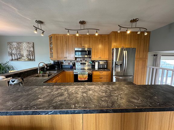 4th image of 3399 Pineridge Dr