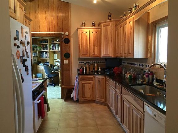 5th image of 103 Boyce Dr
