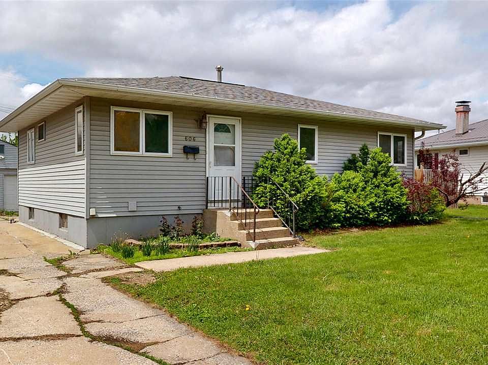 1st image of 606 Keokuk Ct