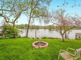 15927 Gardner Pl, Gardner, KS 66030