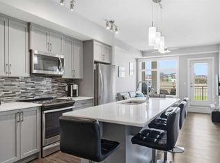 3727 E Sage Hill Dr NW #1408, Calgary, AB T3R 1T7