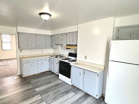 2nd image of 2110 Larkins Way #1
