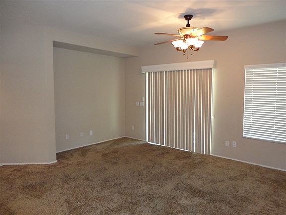 4th image of 4977 E Westchester Dr