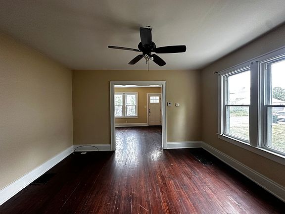 4th image of 547 E Deshler Ave