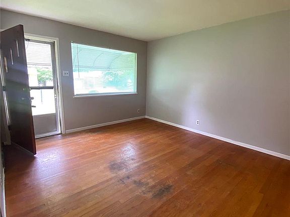 2nd image of 10822 McDuff Dr