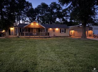 5112 Murray Rd, Manhattan, KS 66503