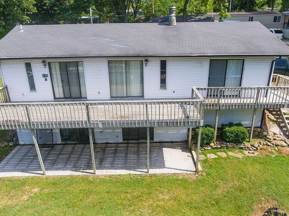 1st image of 40 Hickorysap Ln