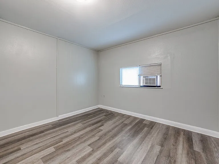 1311 Kayton Ave #1 — Photo 10