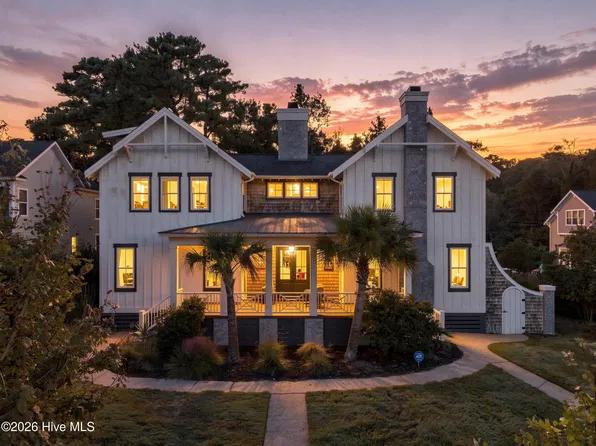 307 Whisper Park Drive, Wilmington, NC 28411