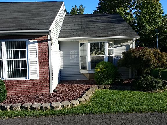 2nd image of 50 Edgeware Close #1000