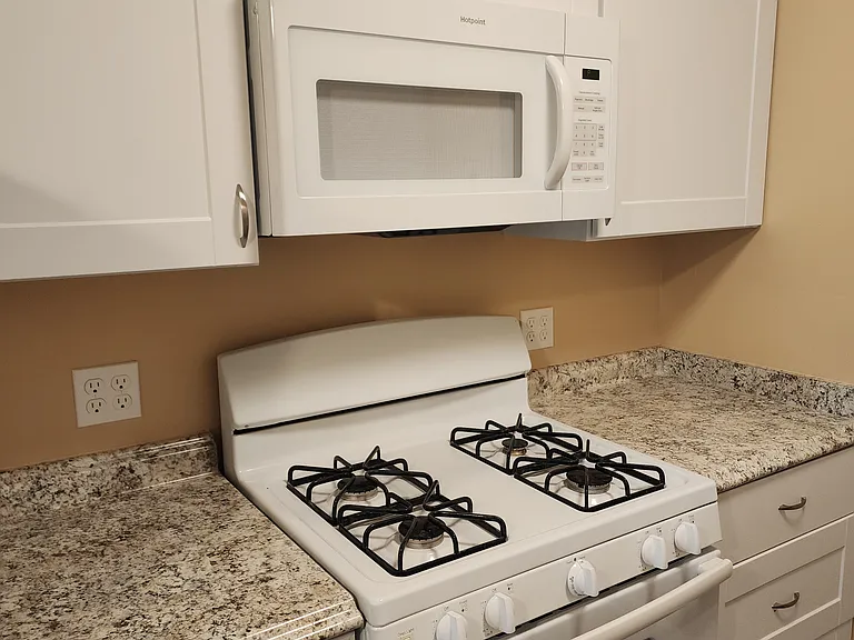 Arden Town Apartments — Photo 21
