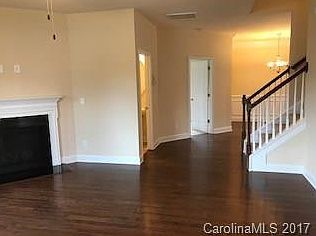 3rd image of 2556 Flintshire Ln