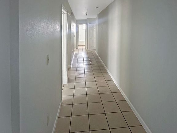 3rd image of 702 S Gevers St APT 01
