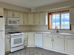 40 Orient Ave FLOOR 2, Boston, MA 02128