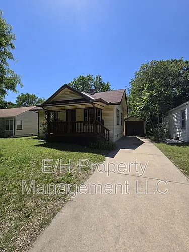 1649 N Payne Ave Photo 1