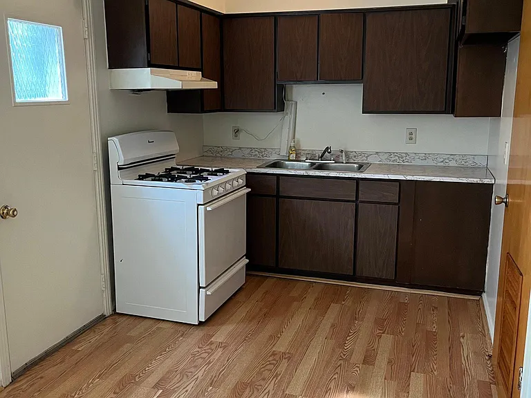 1302 Midland Beaver Rd #5 — Photo 5