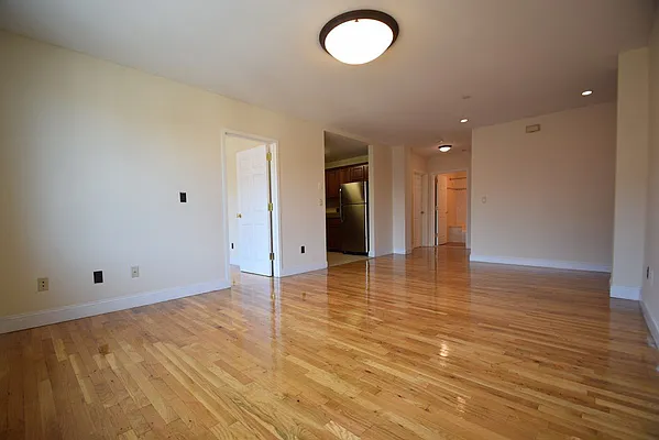 Rented by Urban Realty NYC | media 9