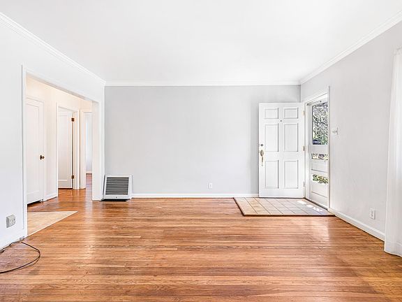 4th image of 41 Meadow Avenue