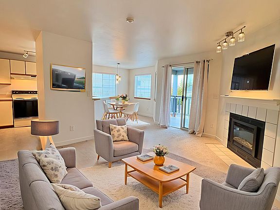 2nd image of 17122 44th Ave W APT D204