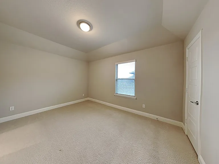 8262 Ottowa Rdg — Photo 15