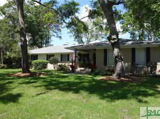 8 Clarendon Rd, Savannah, GA 31410