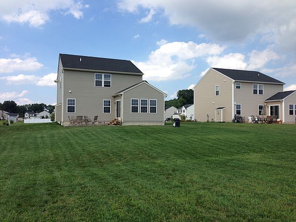 2nd image of 1352 Wood Fern Ln