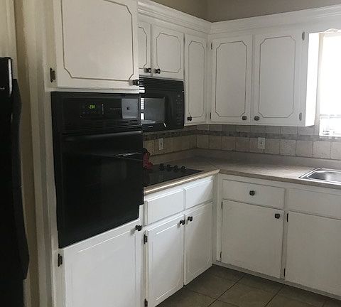 5th image of 1601 NW Horton Blvd