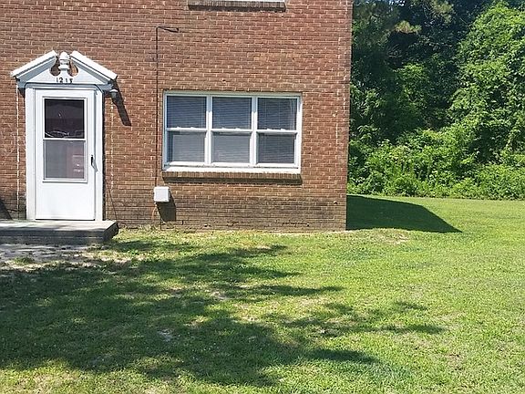 2nd image of 940 Runyon Rd #1213