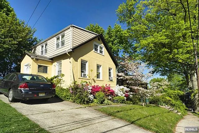 416 Washington Ter