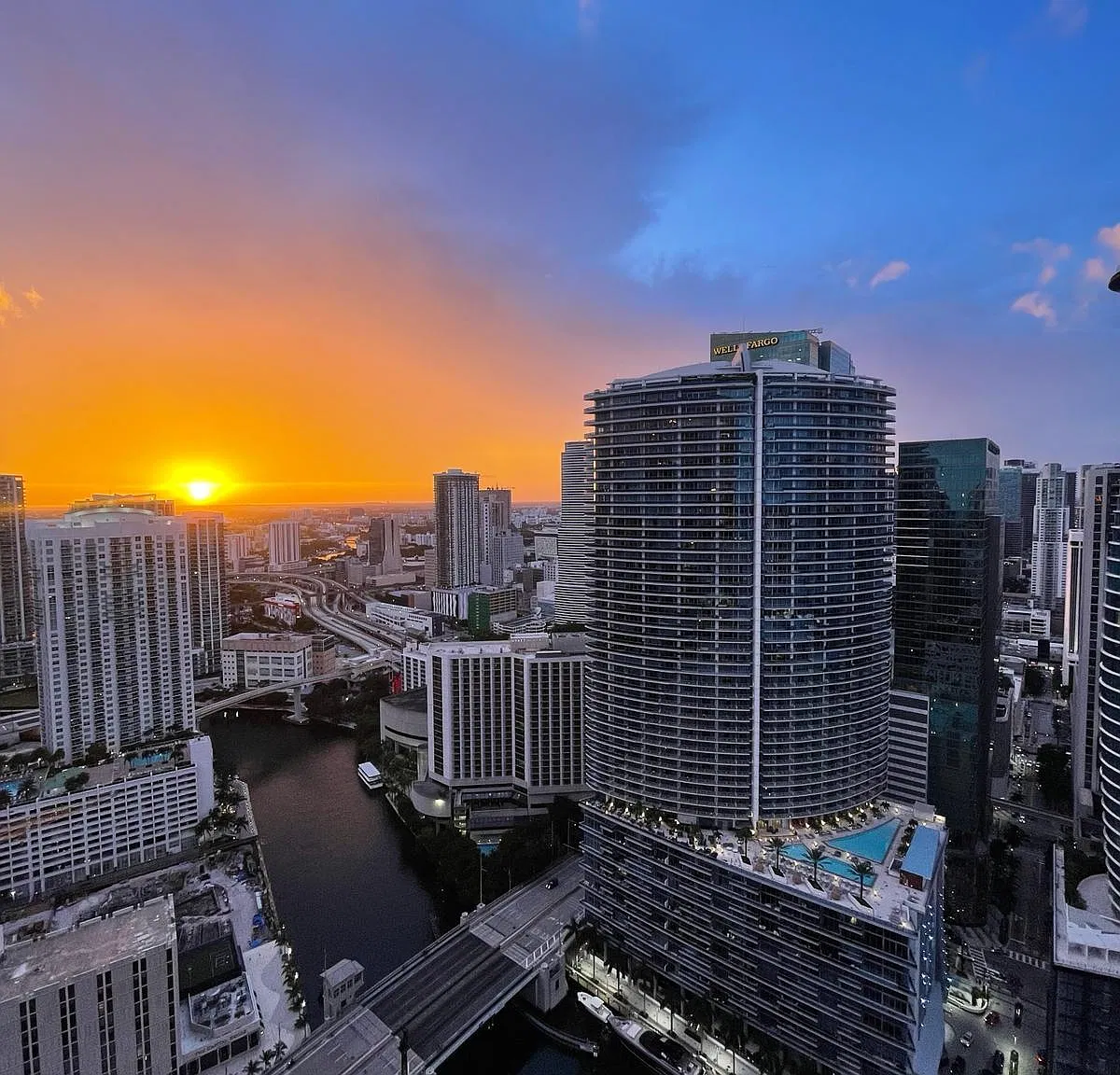 1 bed, 798 sqft, $3,300 — Photo 1