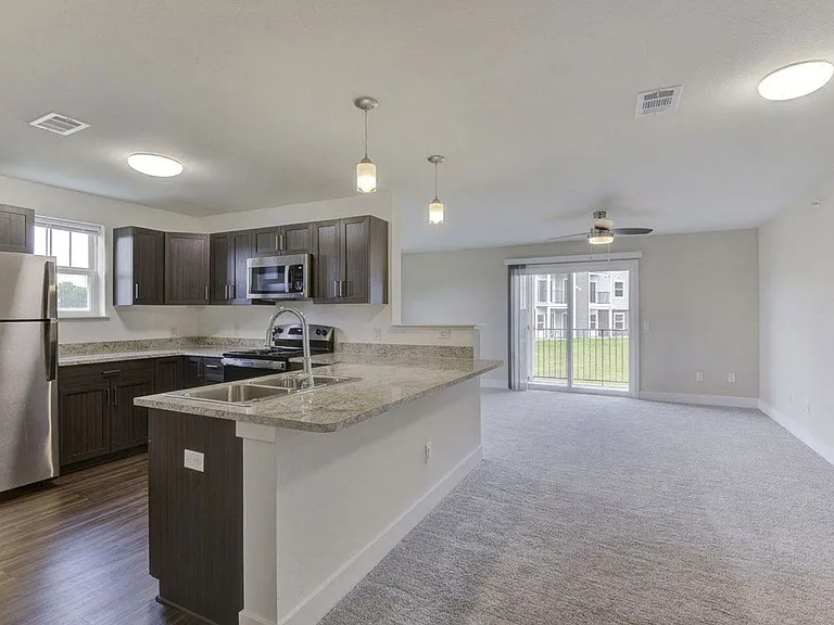 Dodson Pointe Apartment Homes — Photo 78