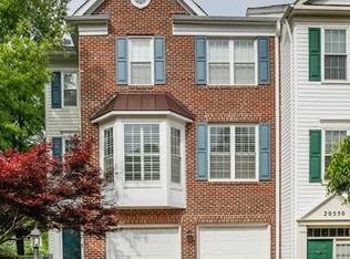 20548 Banbury Sq, Sterling, VA 20165