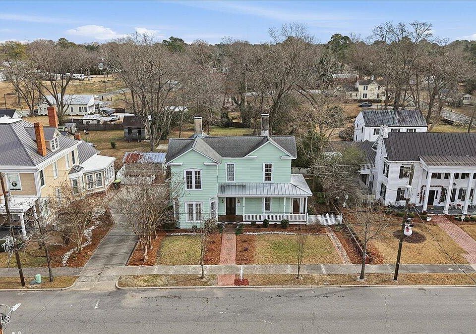 13th image of this home