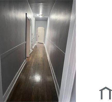 3rd image of 7039 S Clyde Ave #3S