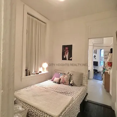 Rented by City Heights Realty | media 14