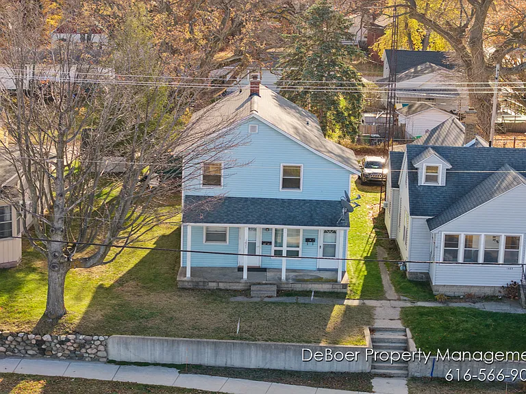 1621 Lakeshore Dr #2 — Photo 30