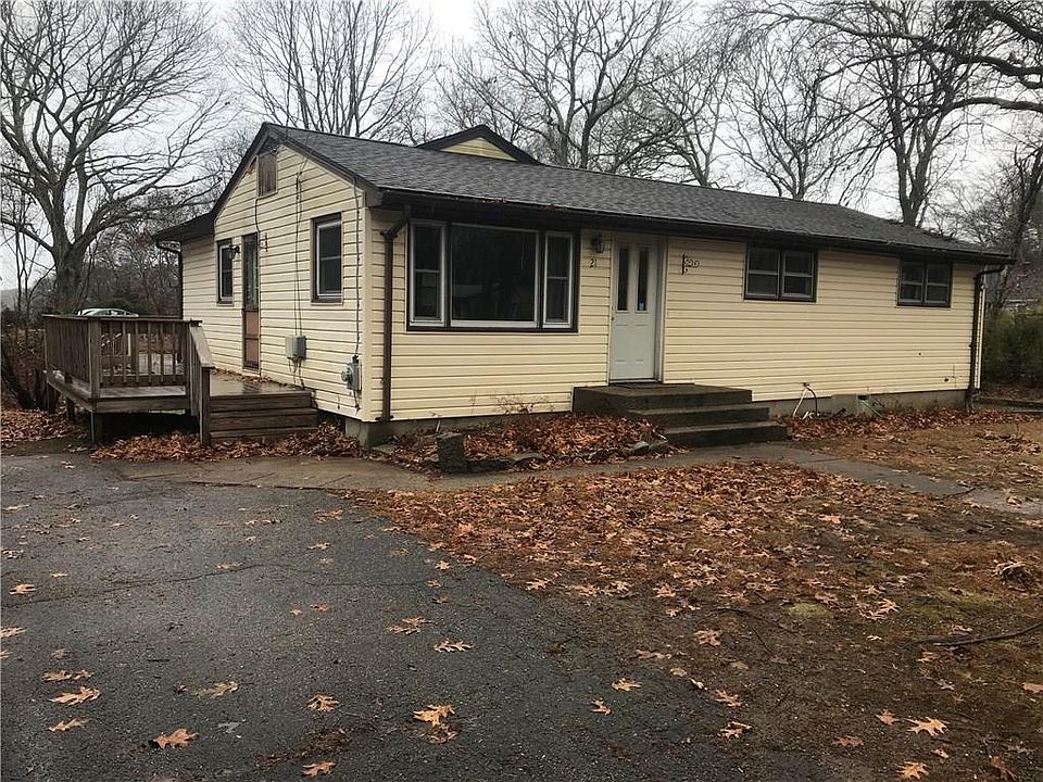 1st image of 21 Winchester Dr