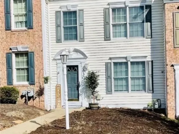 630 Hunting Creek Rd N, Canonsburg, PA 15317